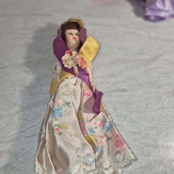 4 Vintage 1950's 8in ARCO Doll's of the World, - Picture 7 of 11